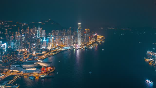 香港维多利亚港航拍夜景后移延时
