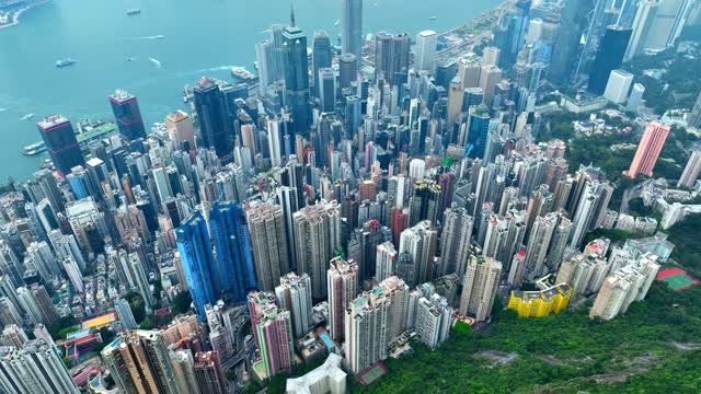 俯瞰直飞环绕香港CBD航拍视频4K30P
